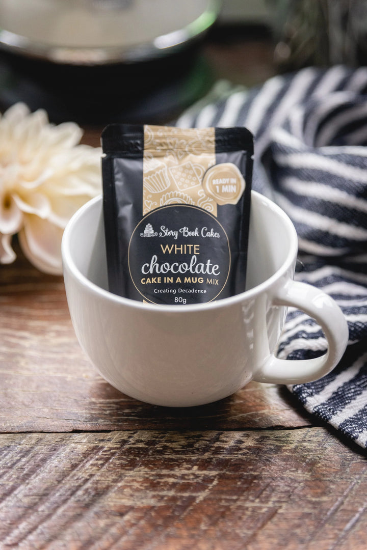 White Chocolate Mud Cake in a Mug 80g
