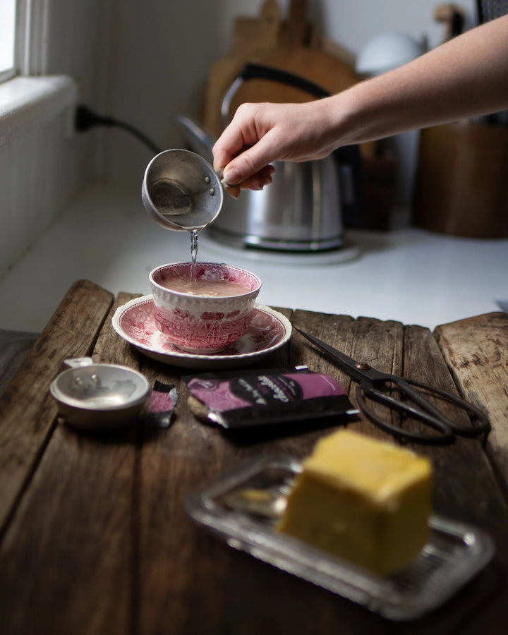 Rich Chocolate Mud Cake in a Mug 80g
