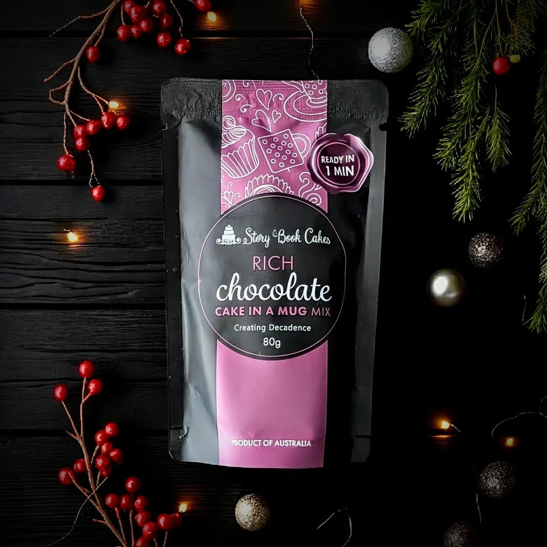 Christmas in a Mug Gift Bag with 1  Mud Cake in a Mug + a Cute Spoon