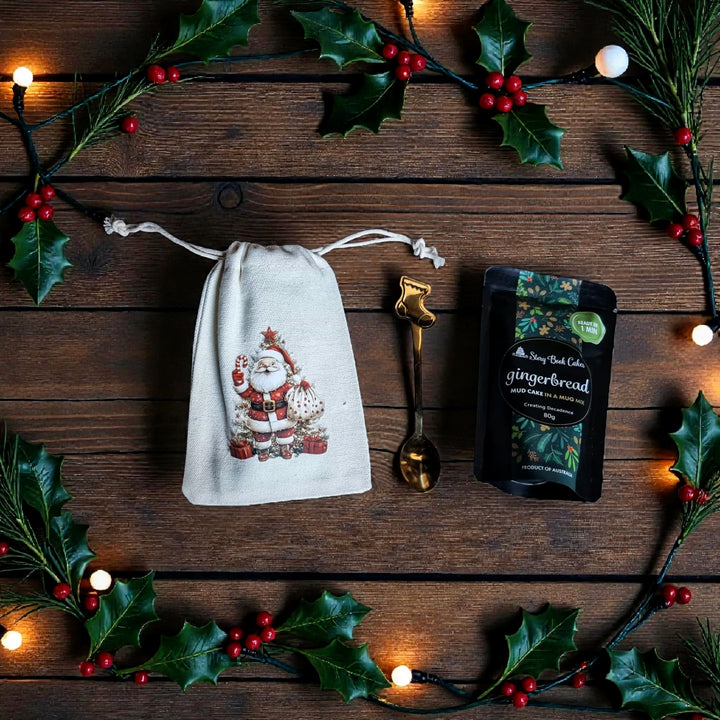 Traditional Christmas Gift Bag with 1  Mud Cake in a Mug + a Cute Spoon
