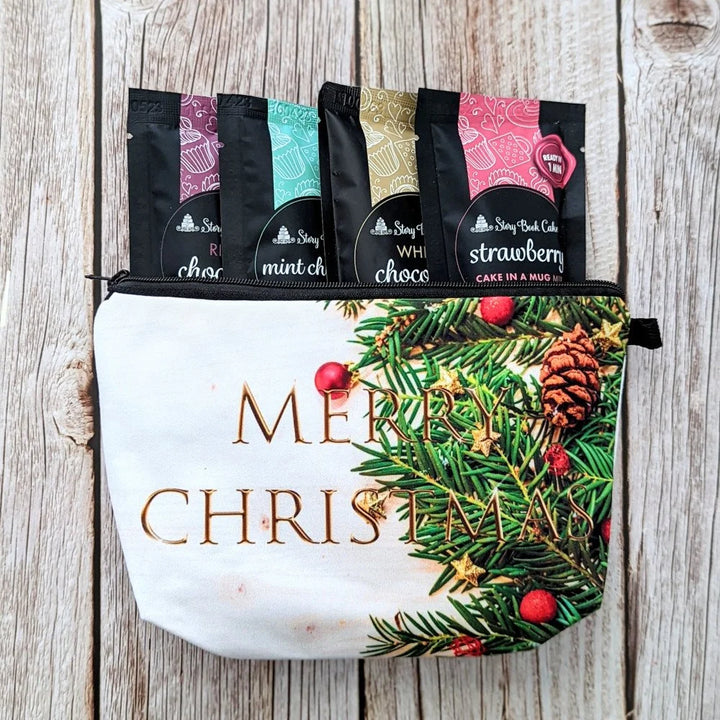 Christmas zip up gift bag with 4 x Mud Cake in a Mug