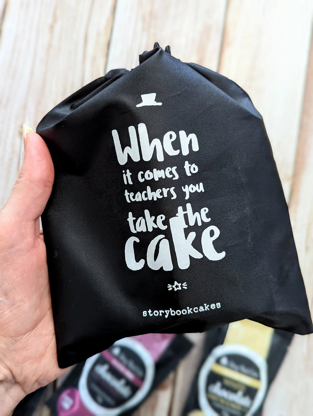 Teacher gift - Reusable gift bag with 3 x Gluten-Free Cake in a mugs