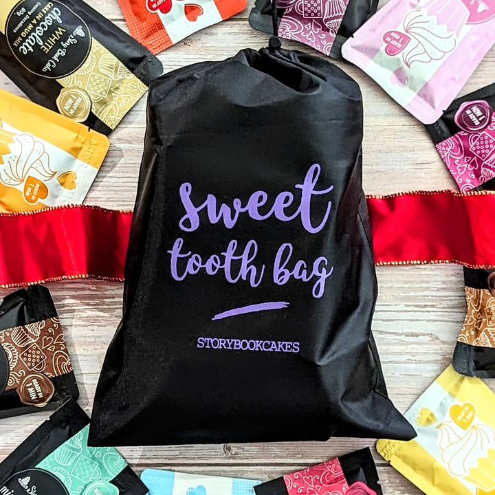 Sweet Tooth - Reusable gift bag with 12 of our indulgent cake in a mug flavours