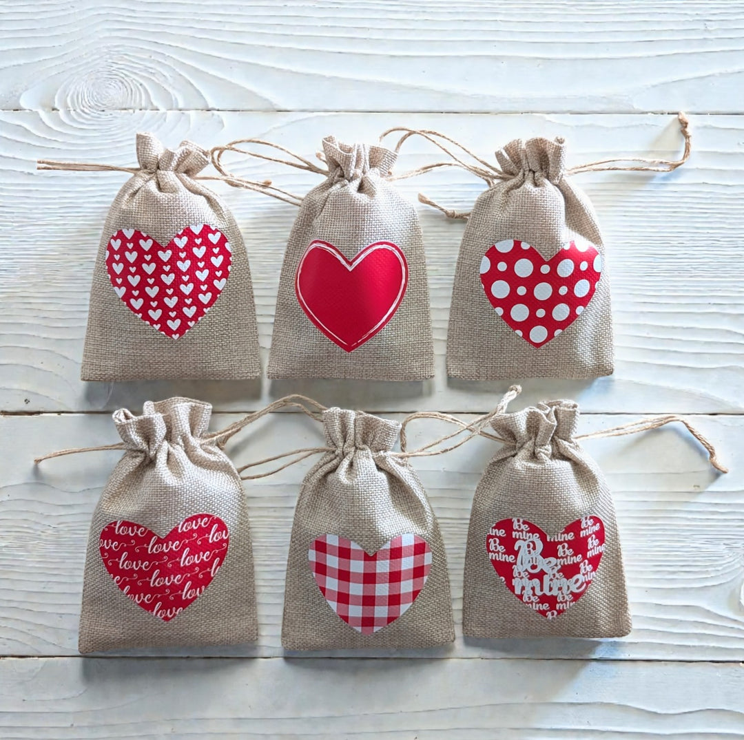 Heart Burlap Gift Bag with 1 Mud Cake in a mug + a cute spoon