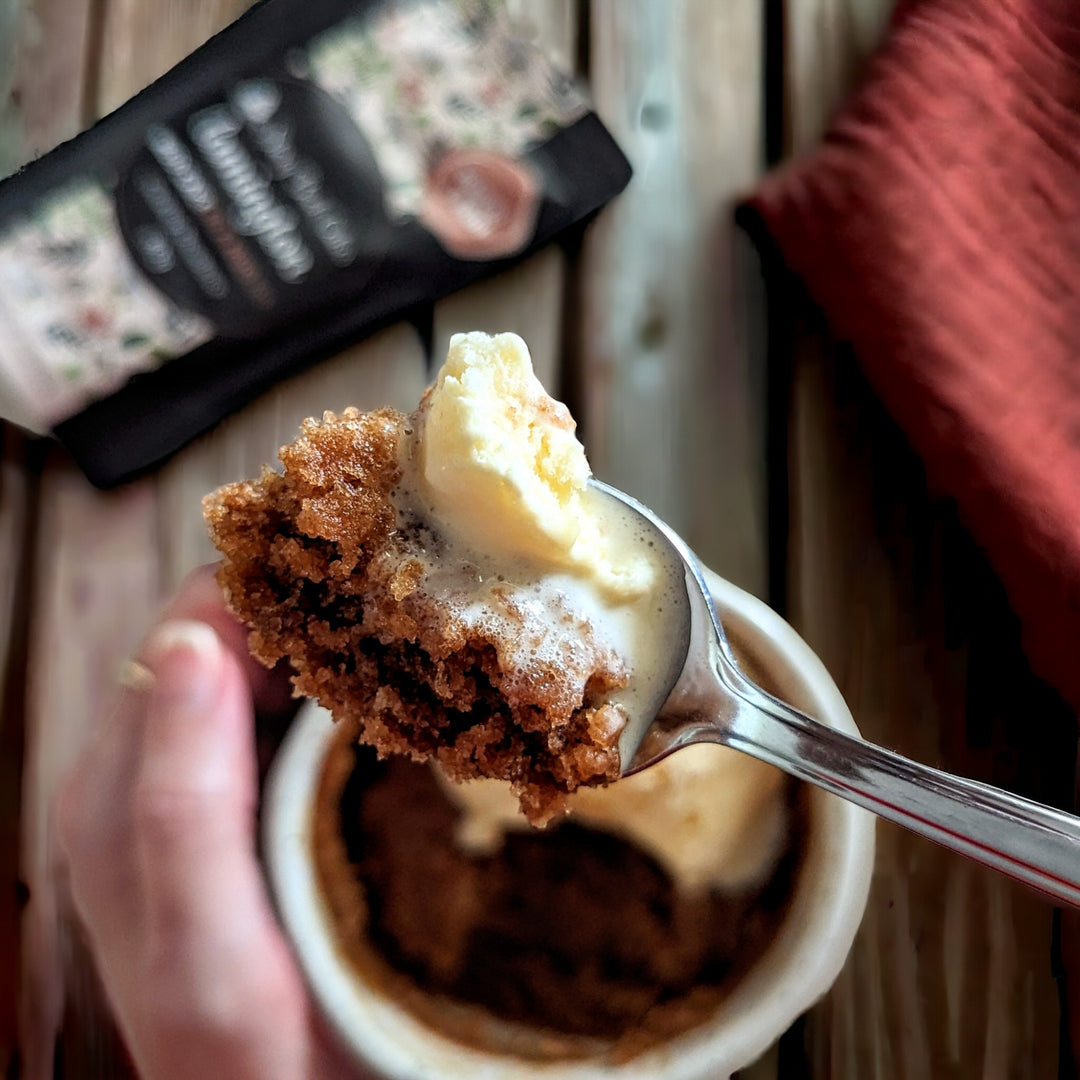 Australian Cake in a Mug Gift Bag - 3 x Aussie flavour cake in a mugs