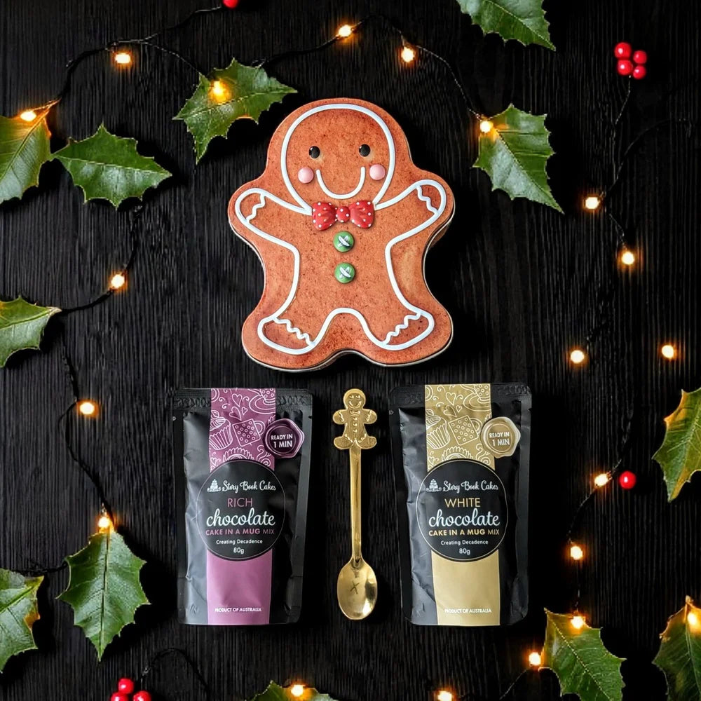Christmas Tin with 2 Mud Cake in a mugs + a cute gold spoon