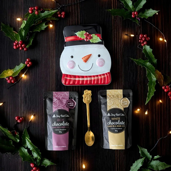 Christmas Tin with 2 Mud Cake in a mugs + a cute gold spoon