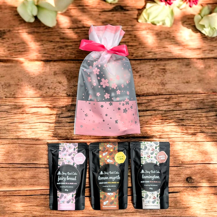Pink Bow - gift bag with 3 x Cake in a Mug