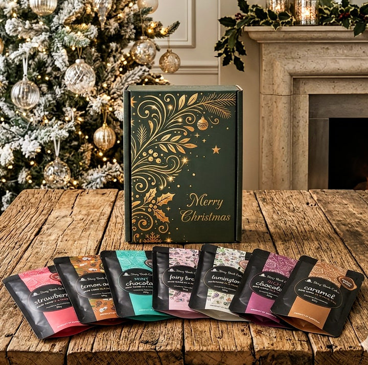 Filigree Gold Gift Box with 8 x Mud Cake in a Mug, hand pick your flavours