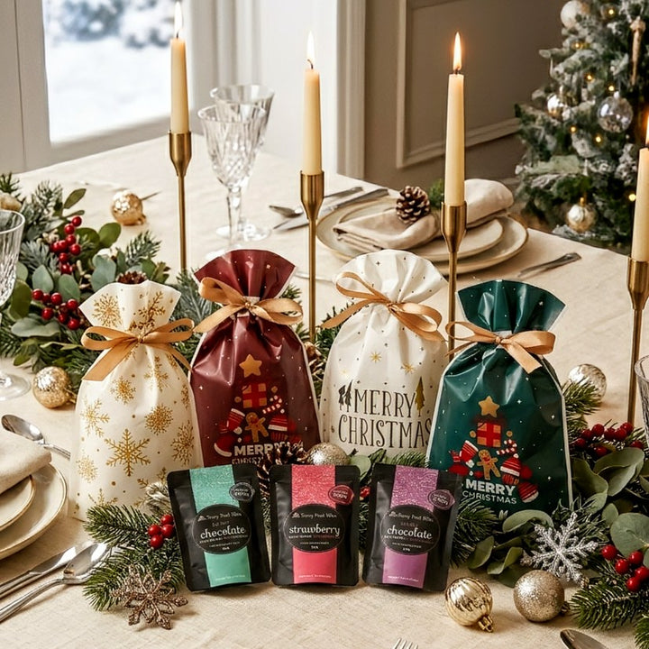 Christmas gift bag with Gold Bows and 3 x Mud Cake in a Mug
