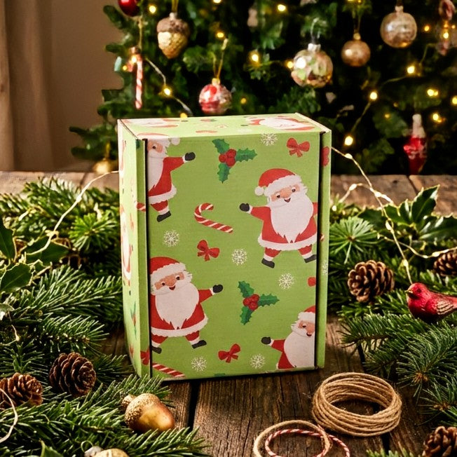 Santa Claus Gift Box with 8 x Mud Cake in a Mug, hand pick your flavours