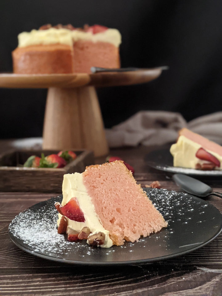 Strawberry Mud Cake Mix 650g